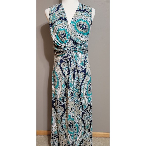Soft Surroundings Dresses & Skirts - Soft Surroundings Paisley Knotted Maxi Dress